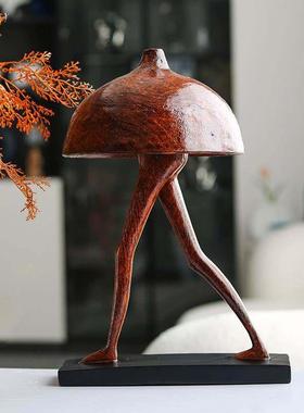 北欧轻奢摆件创意蘑菇人物造型艺术装饰品样板房民宿酒店前台摆设