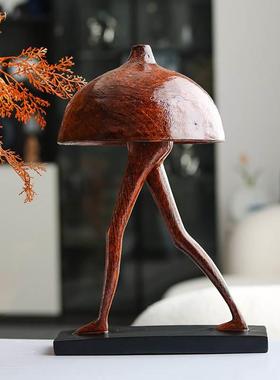 北欧轻奢摆件创意蘑菇人物造型艺术装饰品样板房民宿酒店前台摆设