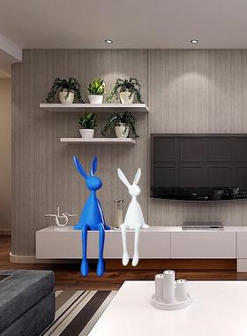 创意网红卡通坐姿长耳兔子摆件客厅电视柜酒店前台桌面玄关装饰品