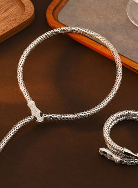 欧美复古灵蛇镶钻磁吸手链