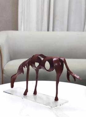 现代简约几何抽象金属马动物雕塑摆件客厅玄关书房酒店家居装饰品