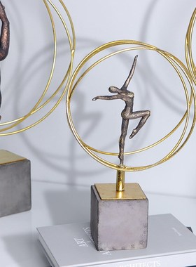 现代简约创意体操人物摆件酒店客厅几何铁艺软装饰品样板房间摆饰
