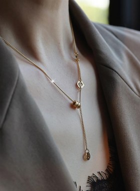 小蛮腰项链女款2024新款轻奢小众高级感钛钢不掉色精致颈链锁骨链