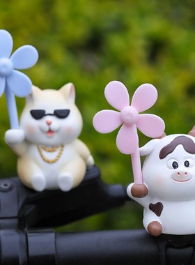 可爱小动物风车竹蜻蜓送闺蜜礼物电G瓶自行汽车载电动车机车仓鼠