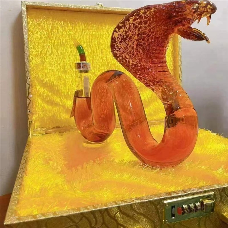 New glass bubble wine bottle twelve zodiac r animal shape snake wine bottle special wine bottle creative sealing pendulum