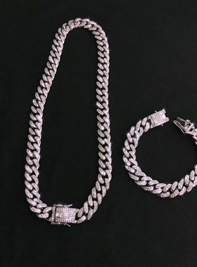 嘻哈古巴链街头项链2020年新z款女潮轻奢小众设计感毛衣链锁骨颈