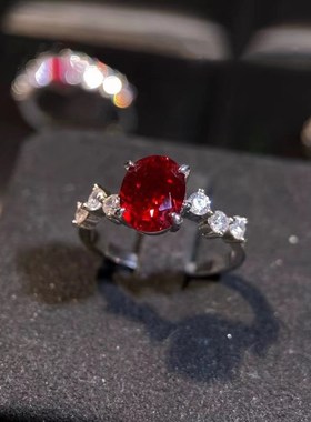 珠宝 新款S925银仿真鸽血红6*8mKm椭圆红刚玉时尚简洁戒指女