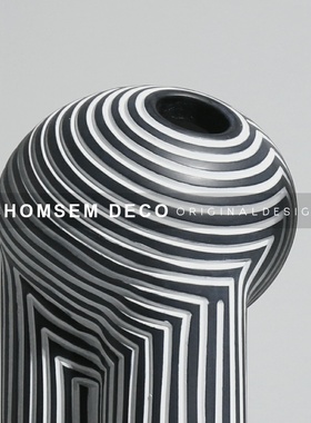 简约现代极e简黑色树脂插花器样板房间客厅餐桌面花瓶软装饰品摆