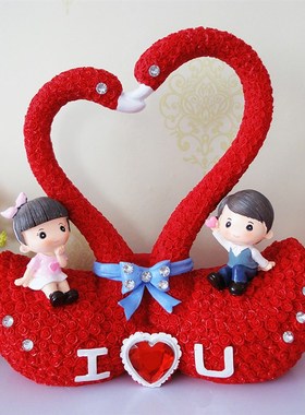 创意客厅c可爱酒柜玄关装饰品摆件现代简约卧室新房装饰艺术品摆