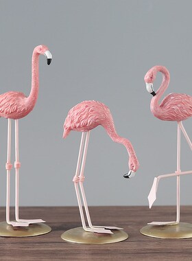 南笙现代简约火烈鸟摆件树脂工艺品酒柜客厅玄关家居饰品桌面装饰