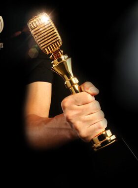 高档话筒麦克风水晶奖杯定制唱歌演讲比赛音乐主持人奖品制作刻字