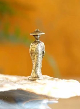 江湖故人古代大侠客剑客铜合金迷你E小摆件微景观假山奇石根雕造