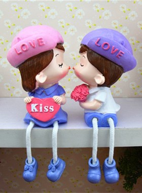 家居客厅装饰婚房装饰墙壁挂件卡通可爱情侣吊脚娃娃小礼品摆件