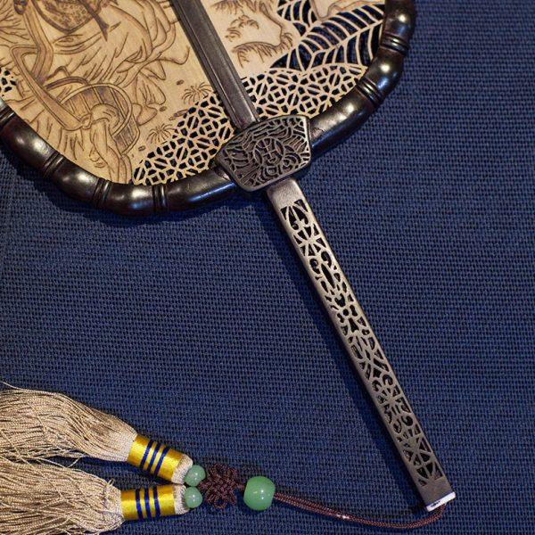 老阊门水檀宫扇扇子古风走秀檀木扇中国风镂空檀木折扇工艺传统,淘宝优惠券,粉丝福利购,淘宝优惠卷