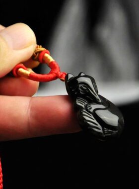 天然原石打磨七彩黑曜石狐狸 项链女士款 男款吊坠挂件项坠毛衣链