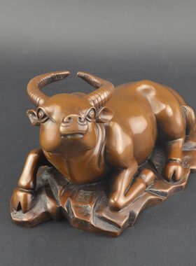 纯铜卧牛摆件紫铜黄铜招财股市牛办公室书桌家居博物架装饰工艺品