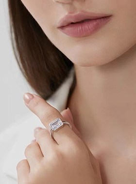 珠宝 2024新款92u5银7*9长方宝塔切割高碳钻戒指时尚简约款