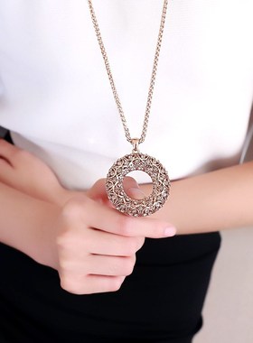 韩版简约圆形镶钻吊坠复古长x款项链民族风百搭毛衣链女服装配饰