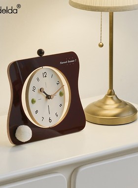 Mandelda新款书房卧室桌面座钟摆件客厅电视柜酒柜创意时钟装饰品