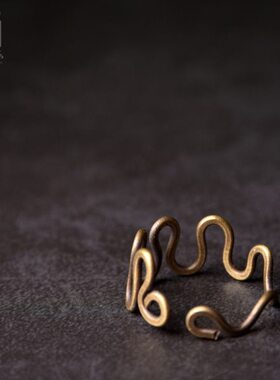 非鱼之家原创手工曲线黄铜丝戒指男复古简约气质女士情侣森系首饰