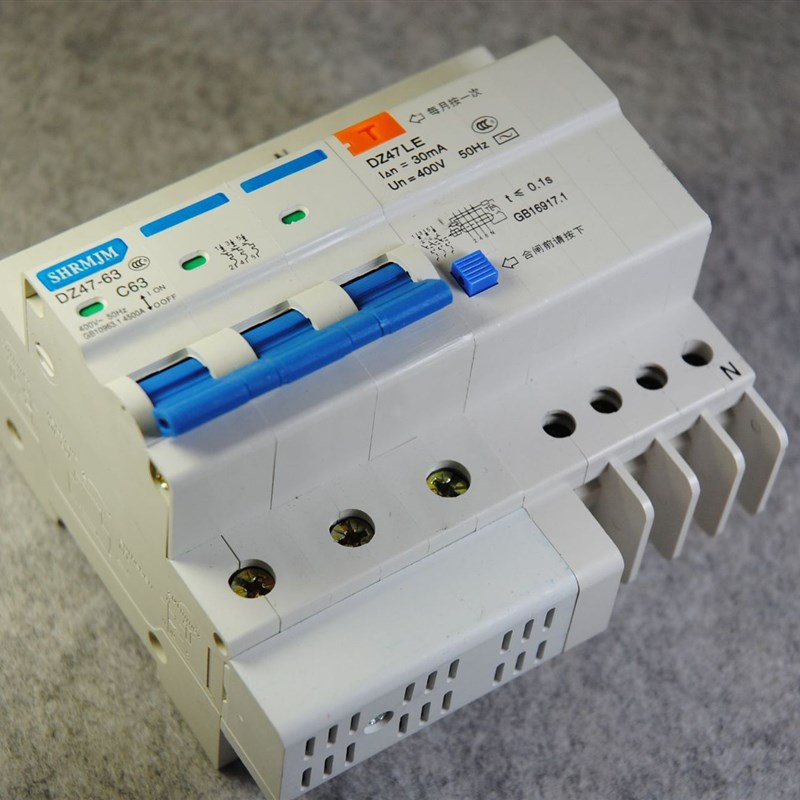 新款家用装修全铜漏电开关漏电保护器 DZ47 3P漏电断路器 - 图1