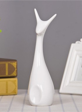 现代简约装饰品三口鹿摆件家居装饰品客厅酒柜O摆设品礼品桌面摆