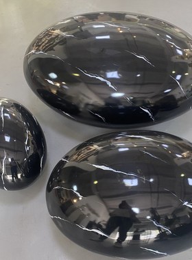 不锈钢石头鹅卵石镜面o金属创意水滴雕塑户外城市园林草地景观摆