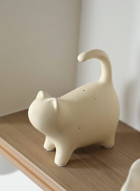 甄选创意陶瓷猫咪摆件客厅电视柜家居现简约酒柜公室桌面软装饰品