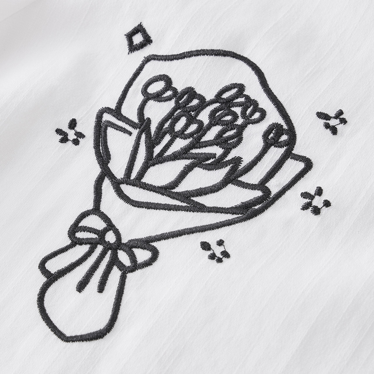 IEF/爱依服【大码女装】巨好看两件套上衣2025夏秋白衬衫吊带背心 - 图3