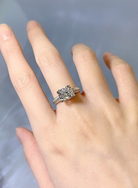 珠宝2023新款925银牛头戒指女8.0高碳P钻烟花切时尚简约戒指环