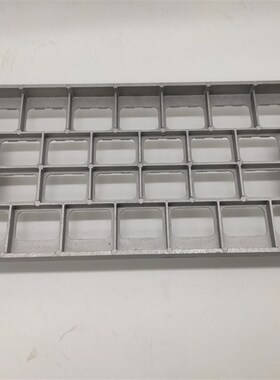 适用陕汽德龙F3000新M3000上车踏板铝吊架单独踏板防滑板下脚踏板