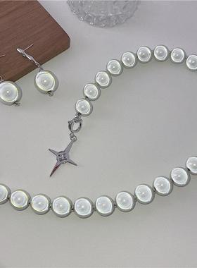 欧美小众设计反光珍珠项链女锁骨链网红个性闪钻十字架串珠颈链潮