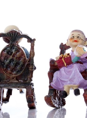 老头老太太夫妻情侣摆件桌面工居装K饰品创意结婚父亲节礼物