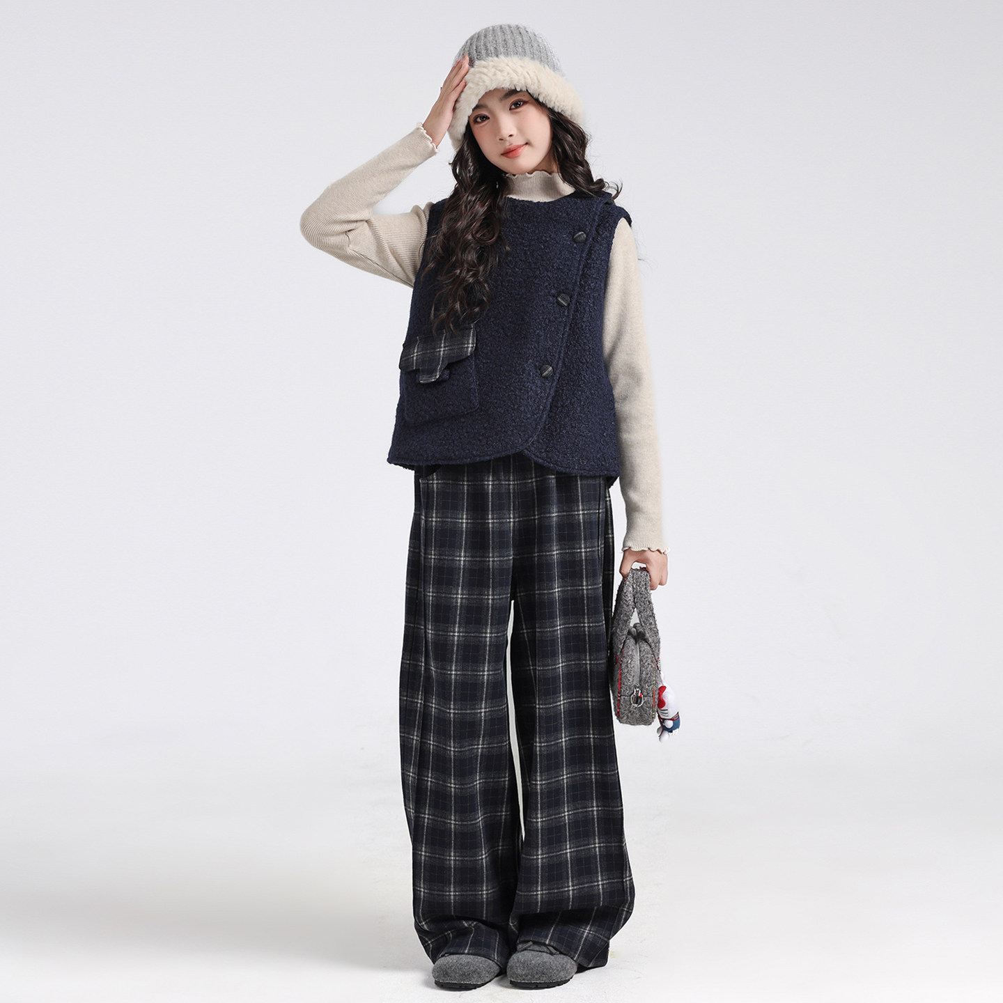 女大童秋冬季套装2025款初中生时尚少女毛呢马甲裤子打底衫三件套,淘宝优惠券,粉丝福利购,淘宝优惠卷