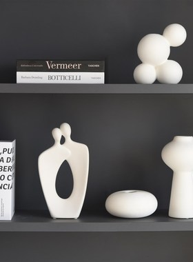 极简个性抽象情侣人物书w柜酒柜柜高级感艺术装饰品摆件