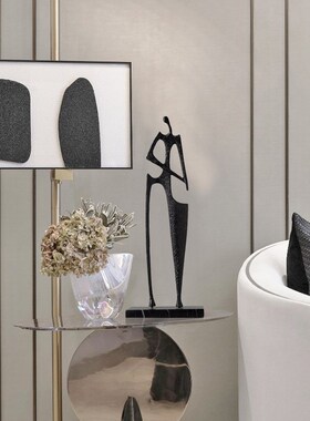 艺贝子铸铁人物雕l塑摆件样板房售楼处玄关桌面现代简约软装饰品