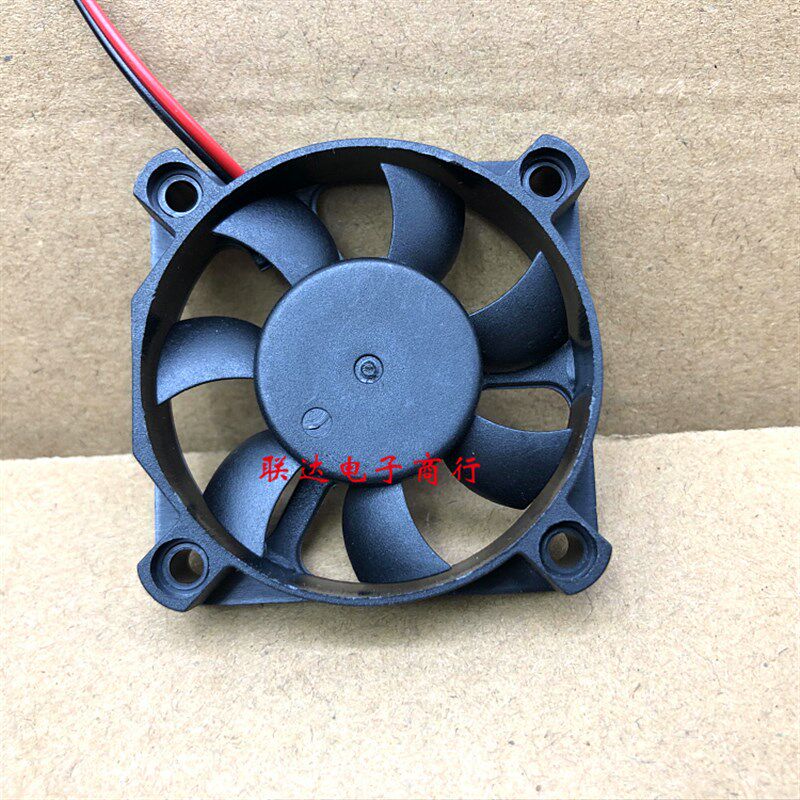 派尔可SP5010 A/B/C通用电动/瓶车充电12V充电瓶车充电器散热风扇 - 图1