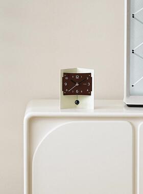 WOZOOM屋准玄关创意三角时钟摆件客厅电视柜摆台式座钟桌面装饰品