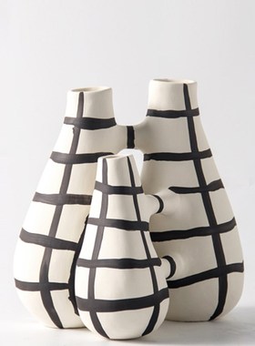 简约创意条纹陶k瓷花器摆件样板间酒店书房营销中心装饰摆放