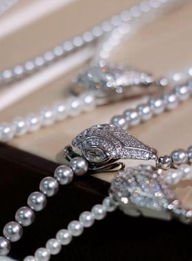 2025新款老钱风蛇头灵蛇珍珠项链毛衣链气质锁骨链复古可调节