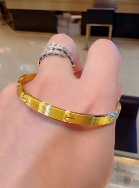 仿黄金轻奢竖纹手镯车花小众爆款