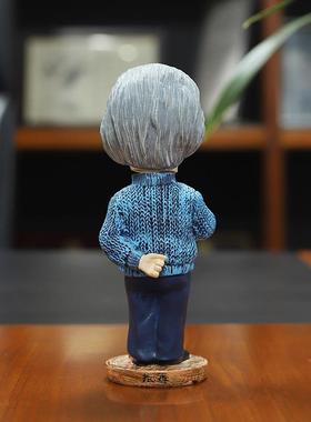 雕像创意家居饰装件手绘爱因斯坦摇头件人摆爱因斯坦物树脂工摆艺