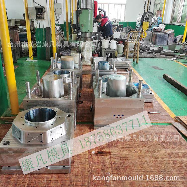 润滑油桶模具 油漆桶模具 20 L 密封油桶模具 注塑机防冻液桶模具,淘宝优惠券,粉丝福利购,淘宝优惠卷