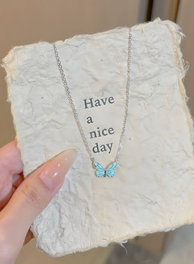 夜光蝴蝶项链ins高级发光蝴蝶