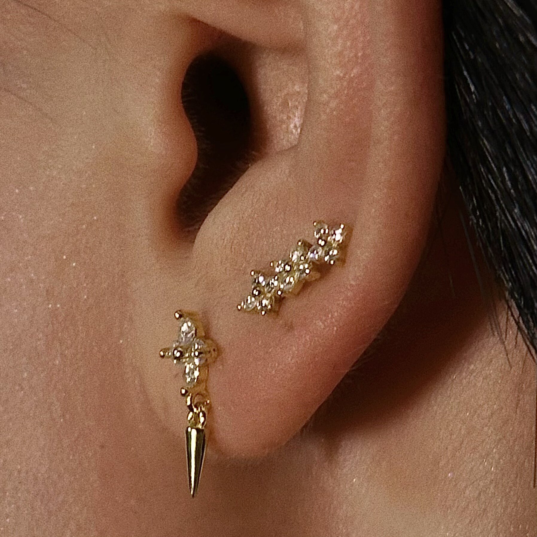 朋克尖刺锆石平底耳钉 925银镀18K金 不硌耳 免摘 防过敏 养耳洞,淘宝优惠券,粉丝福利购,淘宝优惠卷