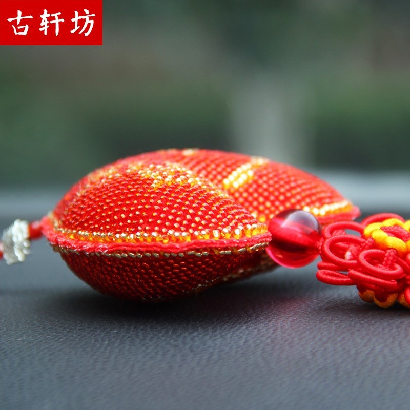 汽车挂件出入保平l安符车内饰品吊坠纯手工十字绣成品爱心珠绣挂 - 图2