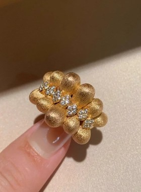 925镀银复古手工拉丝缎带咖啡豆戒指轻奢气T质镶钻织纹雕金