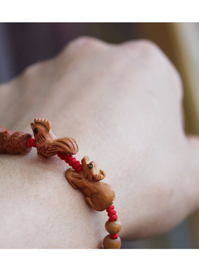 桃木十二生肖吊h坠属相手链红绳三合六合水局木局三会猪兔羊虎马