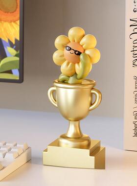向日葵奖iWBJYGHN杯指摆件创意可爱搞树脂桌面装礼饰品定怪刻字品