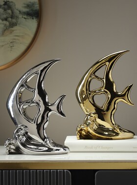 装饰品酒柜客厅鱼工艺礼品摆饰电视B柜玄关桌面软装大气上档次家